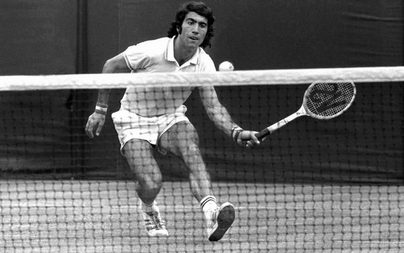 the-5-most-significant-spanish-tennis-players-within-the-us-open-manuel-orantes