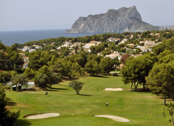golf-tourism-a-soaring-market-on-the-greens-of-alicante-a-golf-paradise