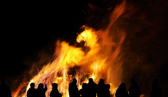 the-bonfires-of-san-juan-a-dazzling-tourist-show-in-alicante