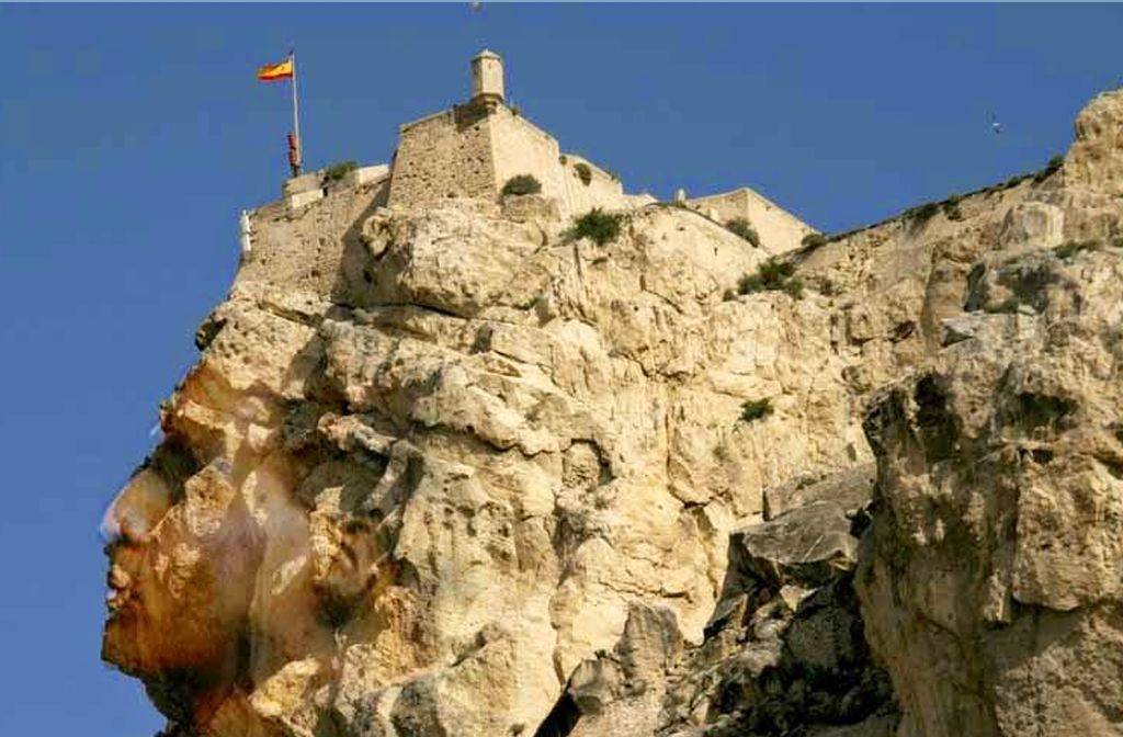 Visit to the castle of Santa Barbara
