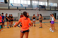 Thumbnail volleyball training with players from around the world