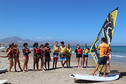 Thumbnail Sailing and windsurfing classes at a summer camp in Alicante